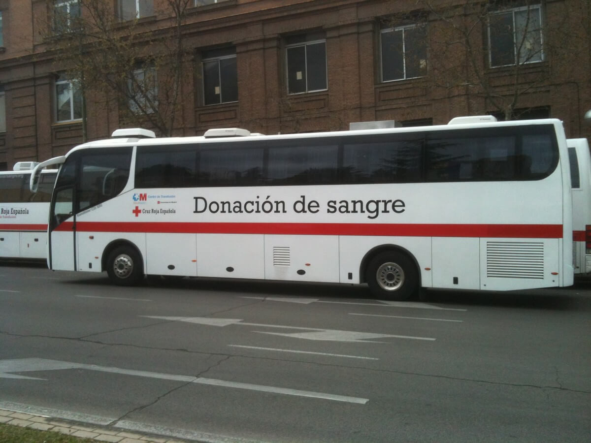 Vinilado de autobús Cruz Roja